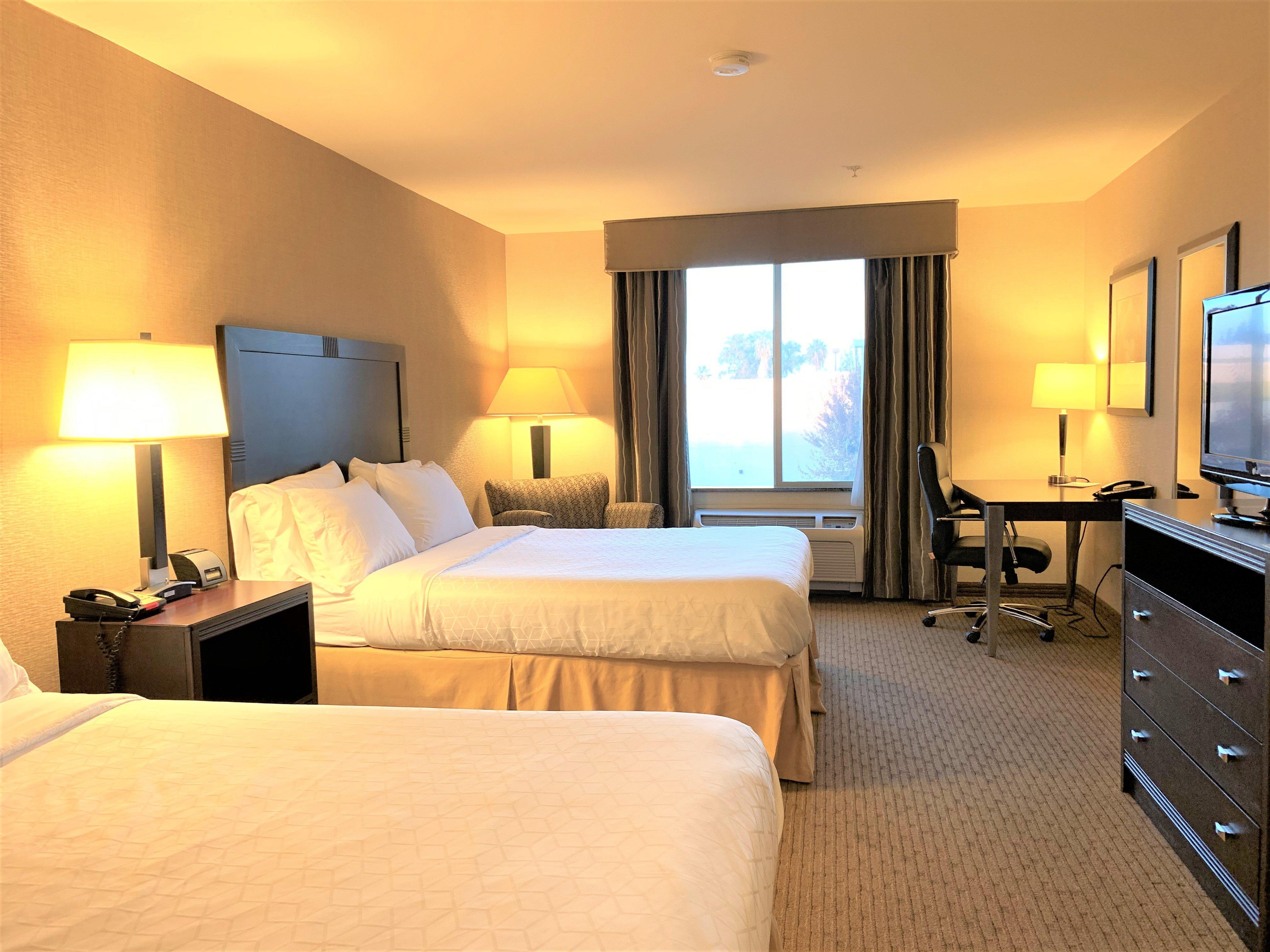Holiday Inn Express Fresno Northwest - Herndon By Ihg Extérieur photo