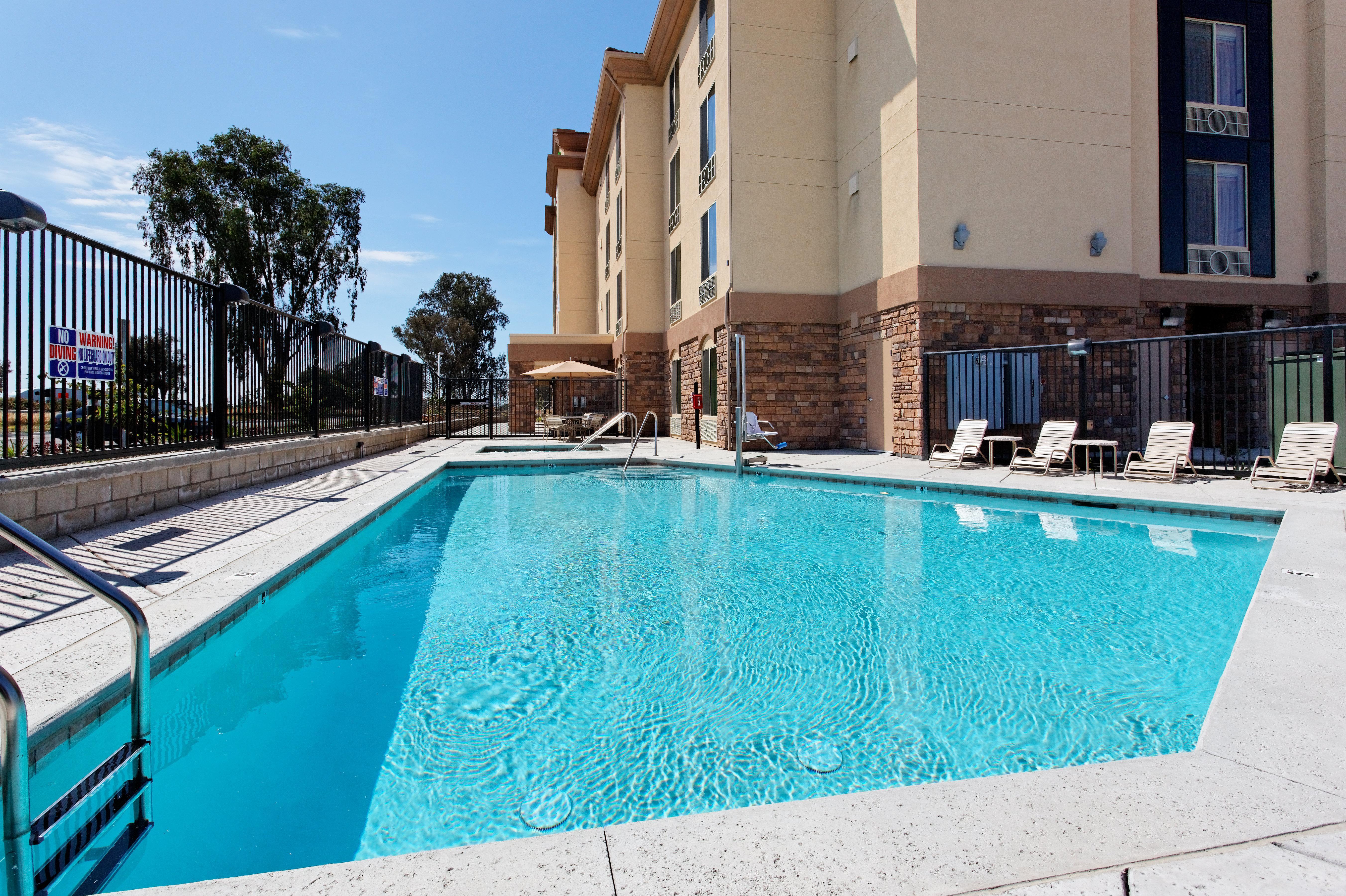 Holiday Inn Express Fresno Northwest - Herndon By Ihg Extérieur photo