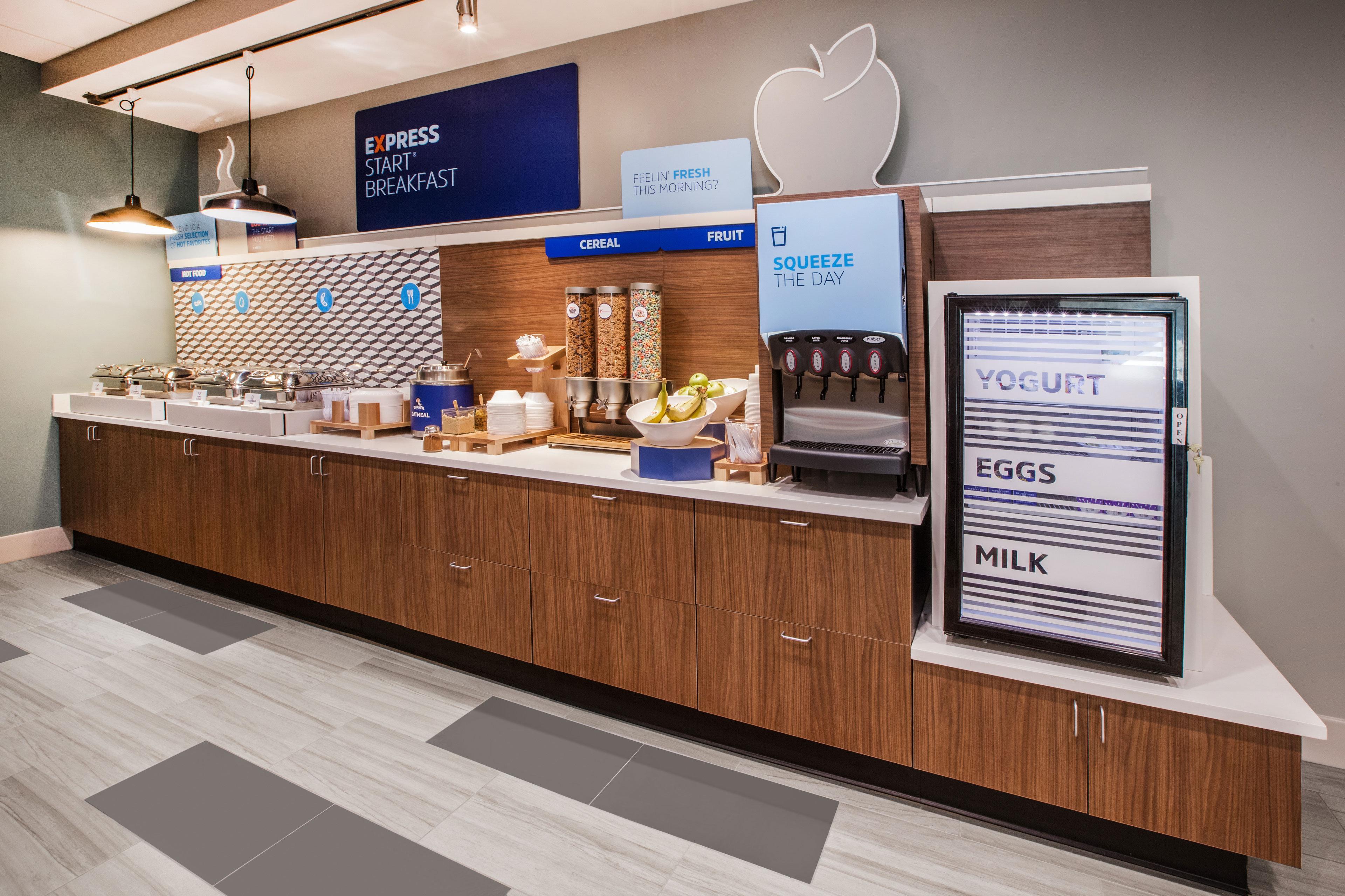 Holiday Inn Express Fresno Northwest - Herndon By Ihg Extérieur photo