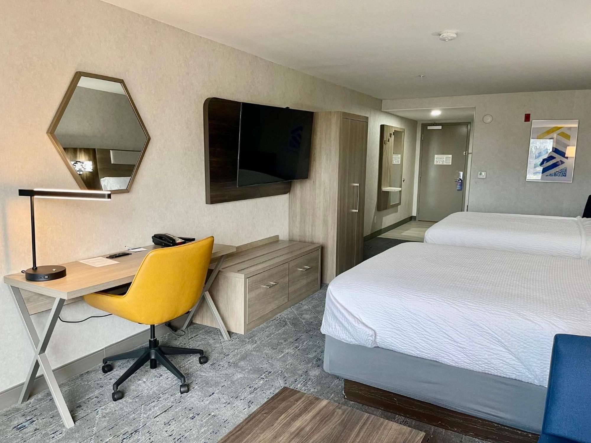 Holiday Inn Express Fresno Northwest - Herndon By Ihg Extérieur photo